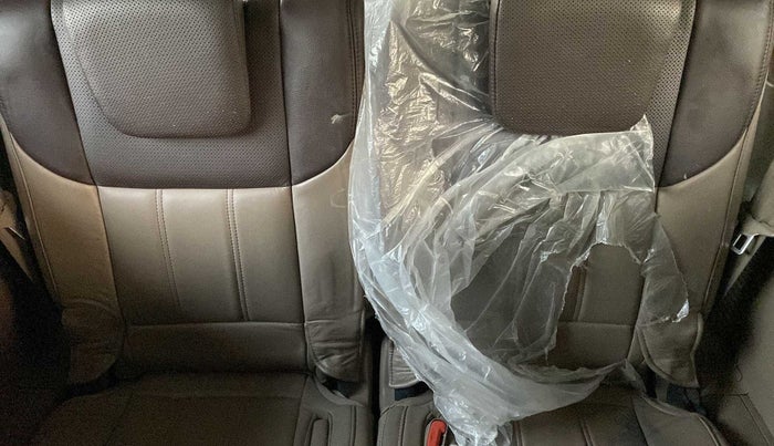 2014 Mahindra XUV500 W8, Diesel, Manual, 91,753 km, Third Seat Row ( optional )