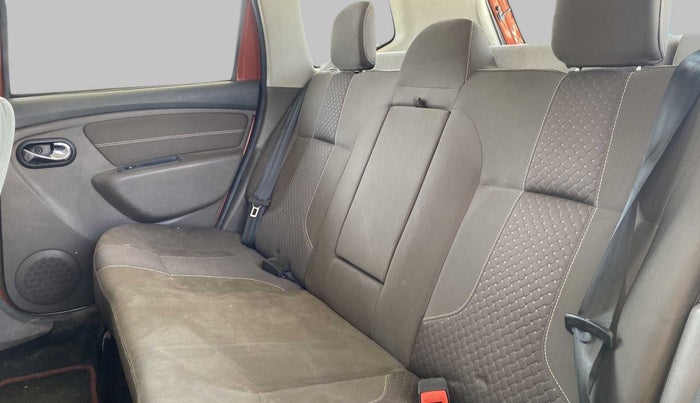 2016 Renault Duster 110 PS RXZ 4X2 AMT DIESEL, Diesel, Automatic, 56,156 km, Right Side Rear Door Cabin