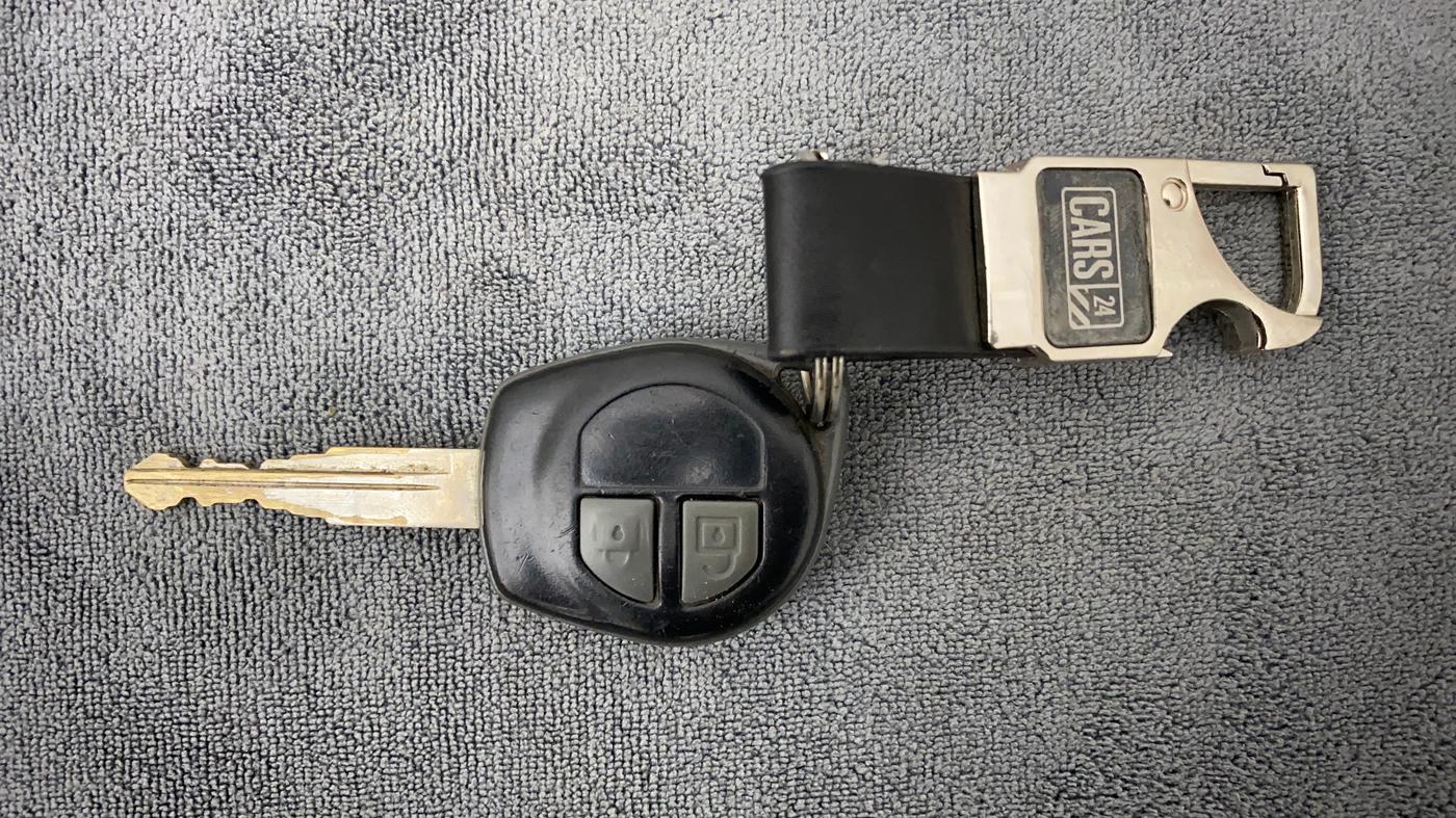 2015 Maruti Wagon R 1.0 VXI, Petrol, Manual, 73,805 km, Key Close Up