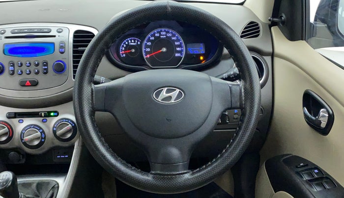 2015 Hyundai i10 SPORTZ 1.1, Petrol, Manual, 76,153 km, Steering Wheel Close Up