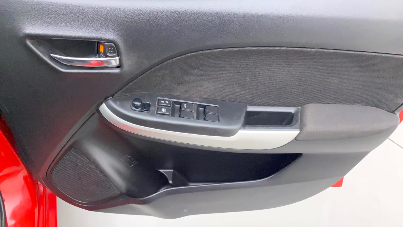 2016 Maruti Baleno DELTA PETROL 1.2, Petrol, Manual, 87,367 km, Driver Side Door Panels Control