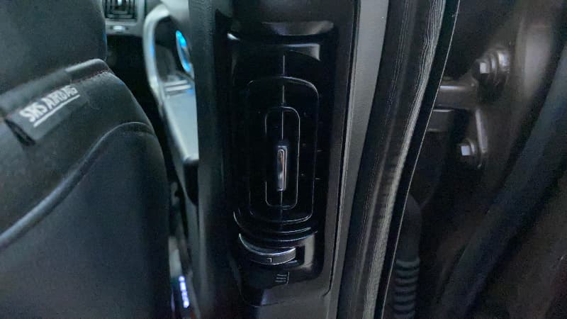 2017 Mahindra XUV500 W10 AT, Diesel, Automatic, 75,579 km, Rear AC Vents
