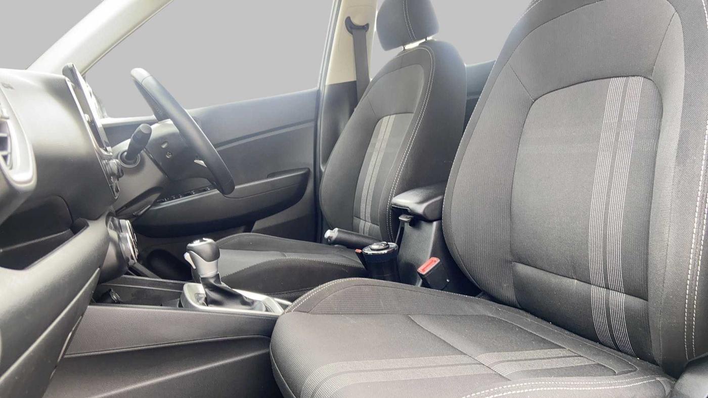2020 Hyundai VENUE SX PLUS 1.0 TURBO DCT, Petrol, Automatic, 24,219 km, Right Side Front Door Cabin
