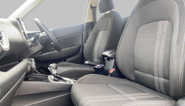 2020 Hyundai VENUE SX PLUS 1.0 TURBO DCT, Petrol, Automatic, 24,219 km, Right Side Front Door Cabin
