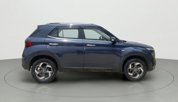 2020 Hyundai VENUE SX PLUS 1.0 TURBO DCT, Petrol, Automatic, 24,219 km, Right Side View