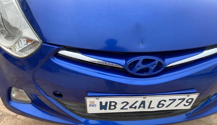 2017 Hyundai Eon SPORTZ, Petrol, Manual, 1,19,490 km, Boot floor - Slight discoloration