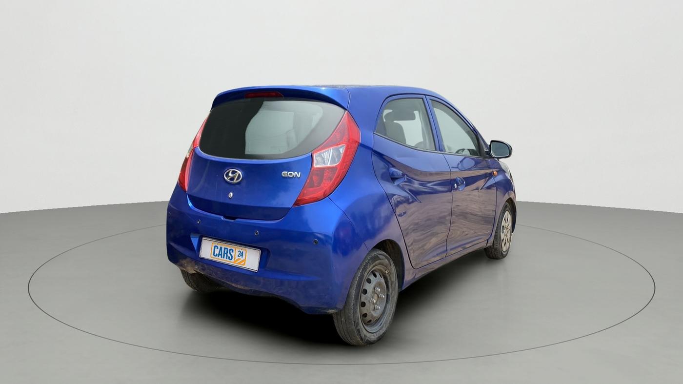 2017 Hyundai Eon SPORTZ, Petrol, Manual, 1,19,490 km, Right Back Diagonal