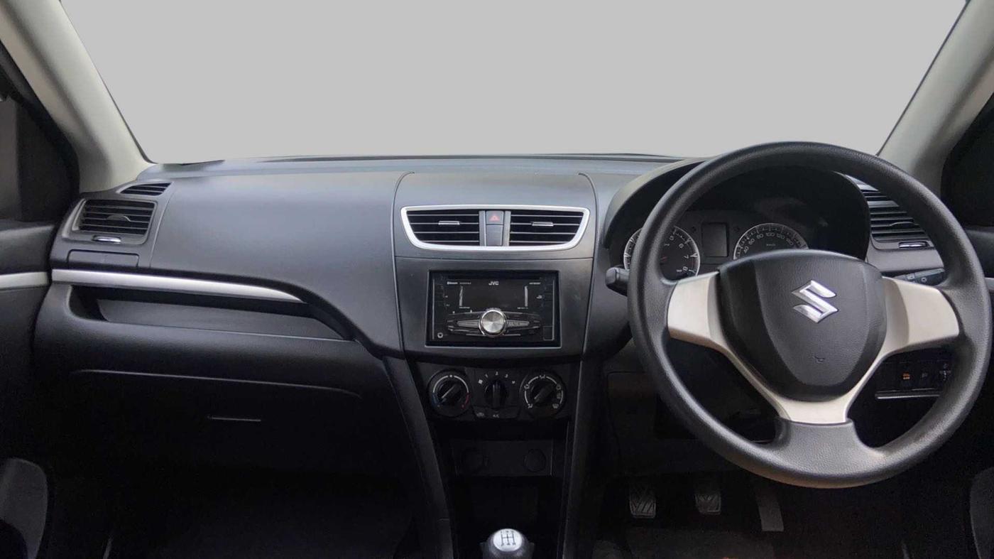 2014 Maruti Swift VXI, Petrol, Manual, 45,246 km, Dashboard