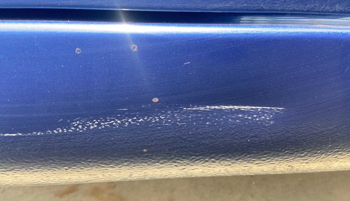2014 Maruti Swift VXI, Petrol, Manual, 45,246 km, Right running board - Slightly dented