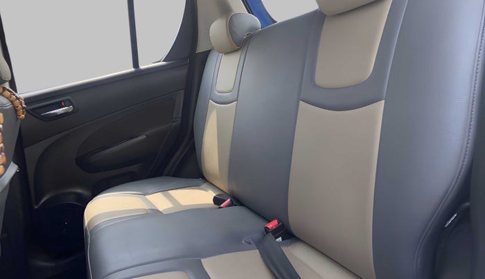 2014 Maruti Swift VXI, Petrol, Manual, 45,246 km, Right Side Rear Door Cabin