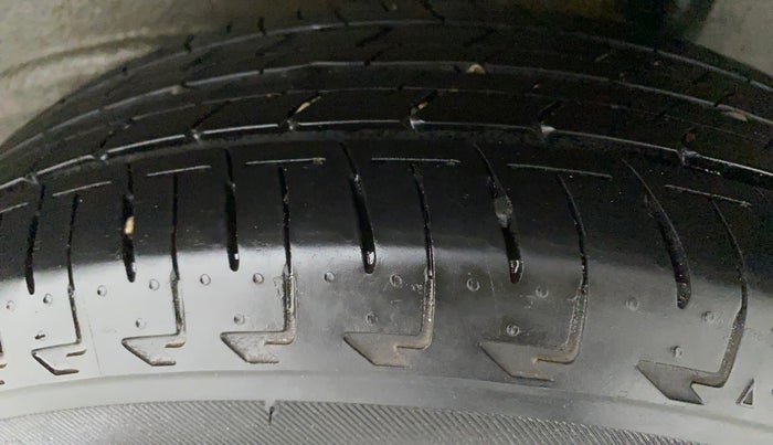 2022 Maruti Celerio VXI CNG, CNG, Manual, 5,871 km, Left Rear Tyre Tread