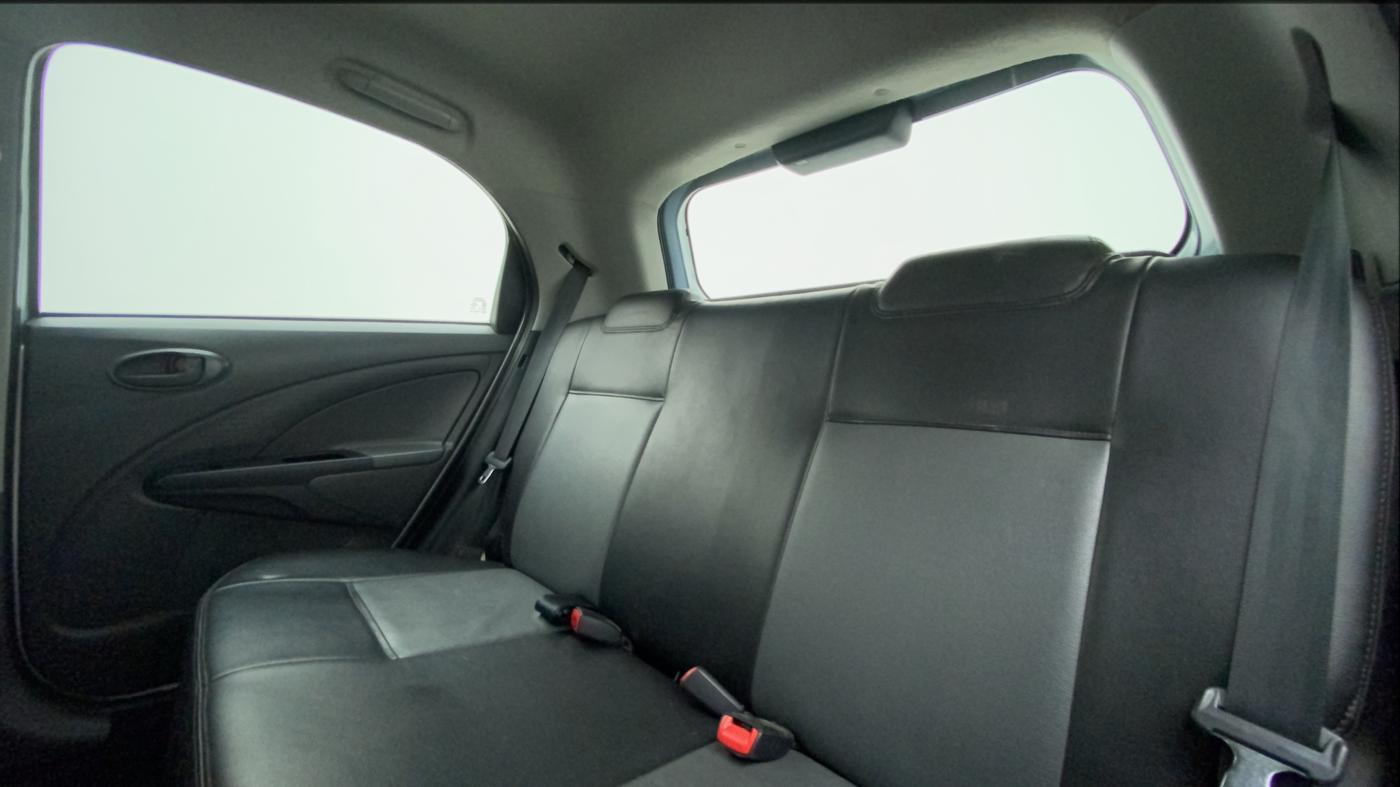 2013 Toyota Etios Liva GD, Diesel, Manual, 60,588 km, Right Side Rear Door Cabin