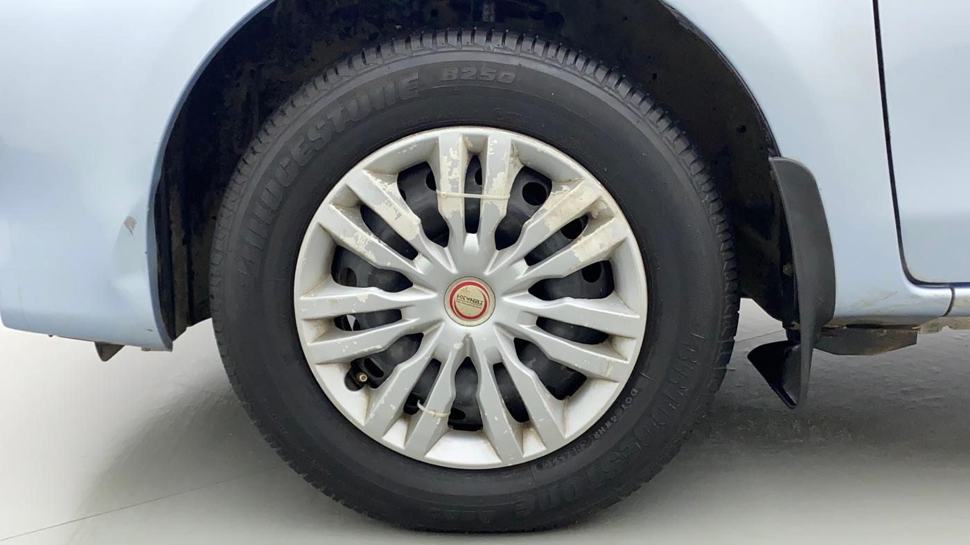 2013 Toyota Etios Liva GD, Diesel, Manual, 60,588 km, Left Front Wheel