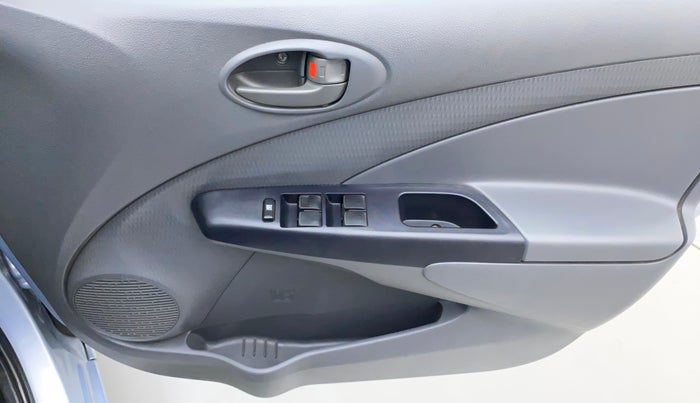 2013 Toyota Etios Liva GD, Diesel, Manual, 60,588 km, Driver Side Door Panels Control