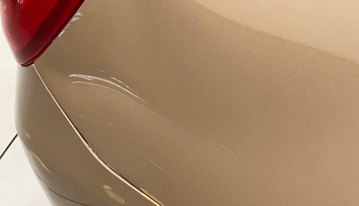 2018 Maruti Dzire VXI, Petrol, Manual, 71,165 km, Right quarter panel - Minor scratches