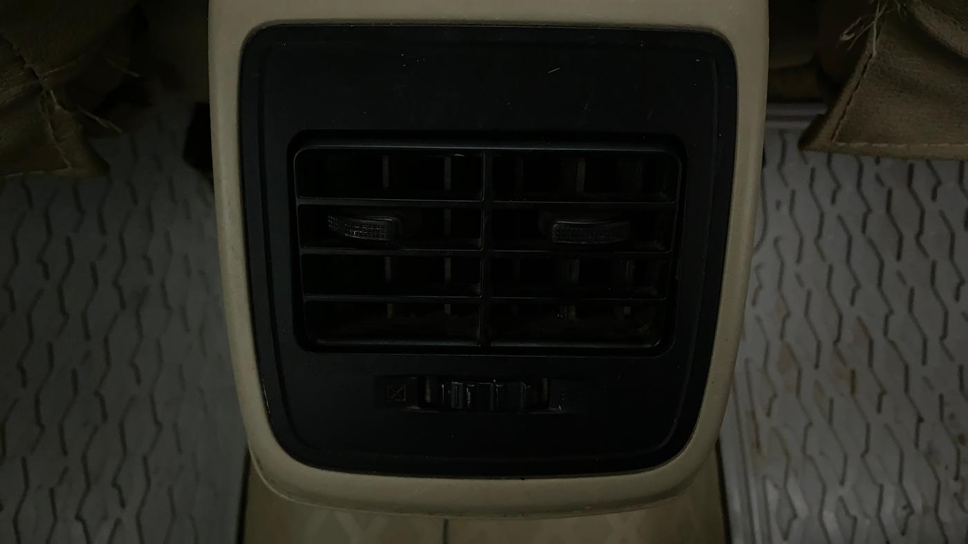 2018 Maruti Dzire VXI, Petrol, Manual, 71,165 km, Rear AC Vents