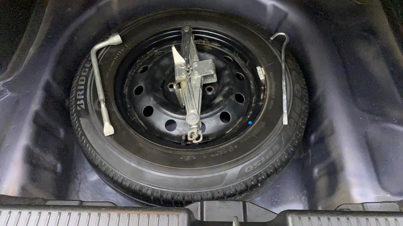 2018 Maruti Dzire VXI, Petrol, Manual, 71,165 km, Spare Tyre