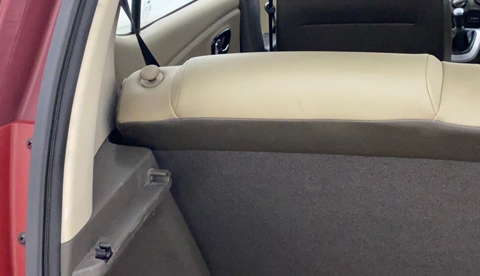 2015 Hyundai i10 SPORTZ 1.1, Petrol, Manual, 37,595 km, Dicky (Boot door) - Parcel tray missing