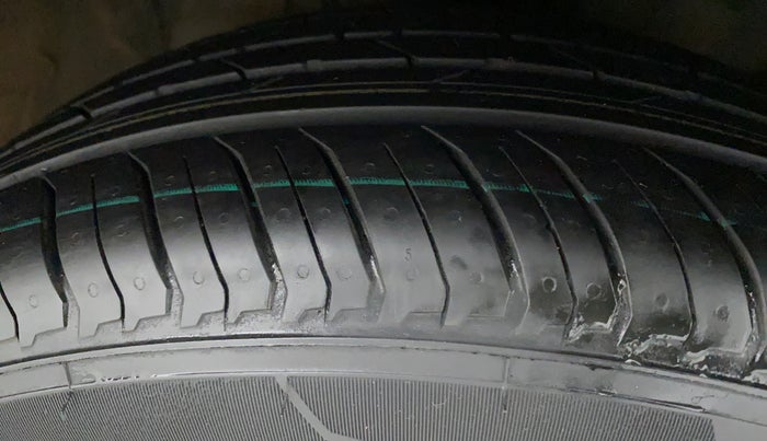 2017 Honda WR-V 1.5L I-DTEC VX MT, Diesel, Manual, 67,013 km, Right Front Tyre Tread