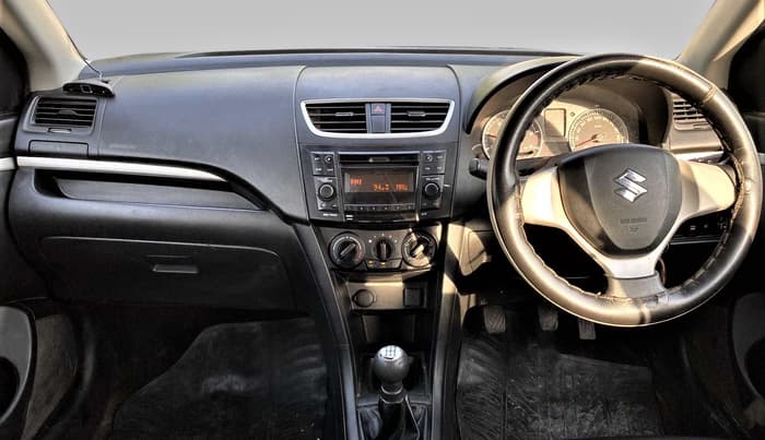 2017 Maruti Swift VDI (O), Diesel, Manual, 73,848 km, Dashboard