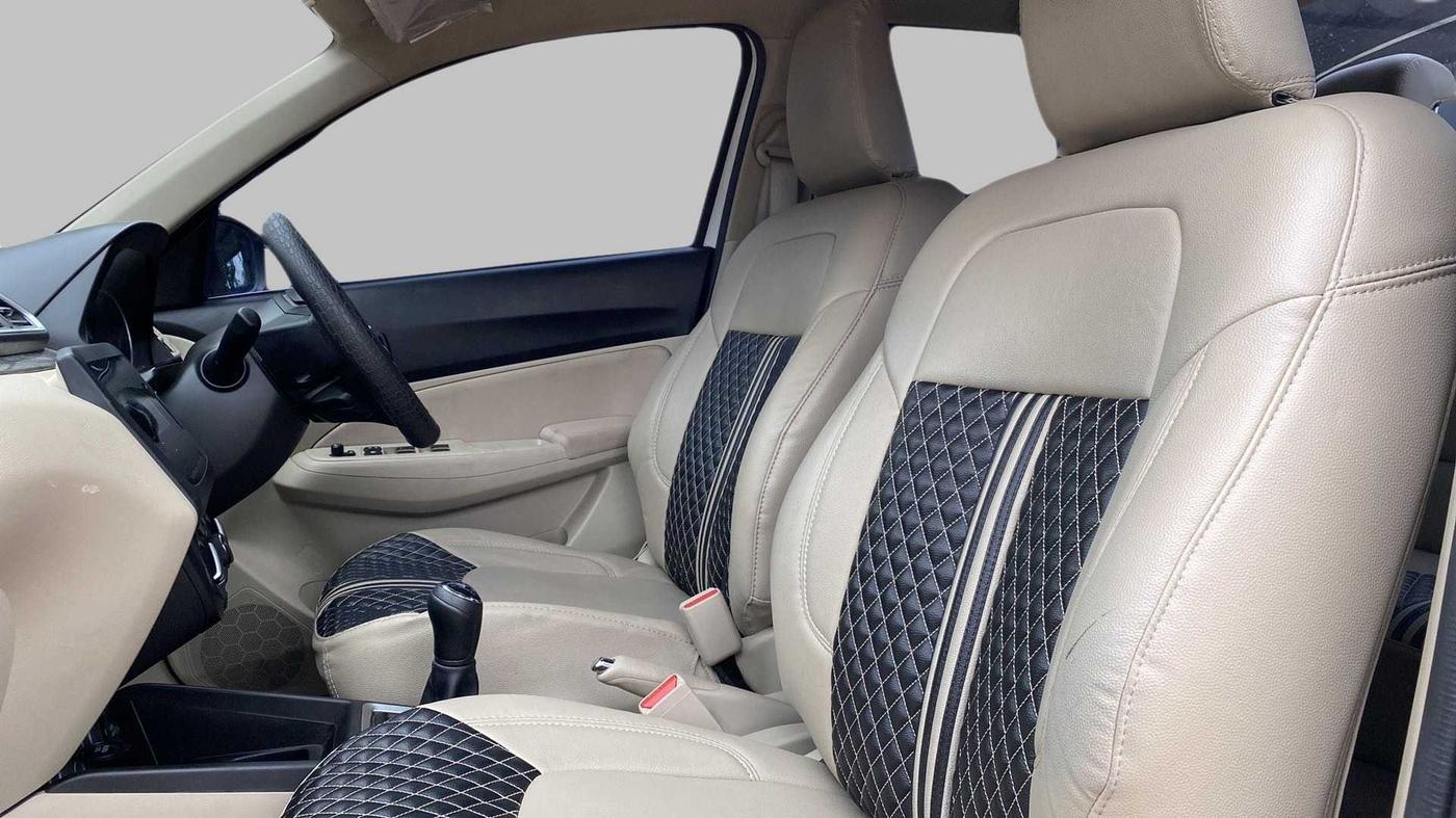 2022 Maruti Dzire VXI, Petrol, Manual, 10,687 km, Right Side Front Door Cabin