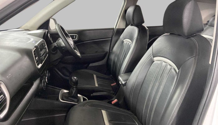 2020 Hyundai VENUE S 1.2, Petrol, Manual, 27,058 km, Right Side Front Door Cabin