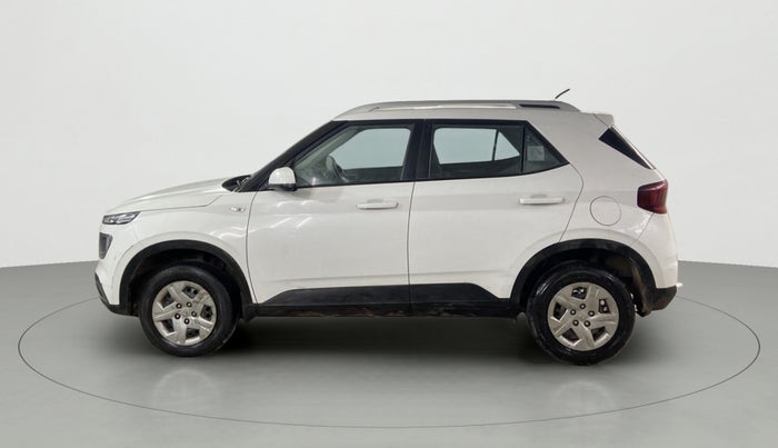 2020 Hyundai VENUE S 1.2, Petrol, Manual, 27,058 km, Left Side