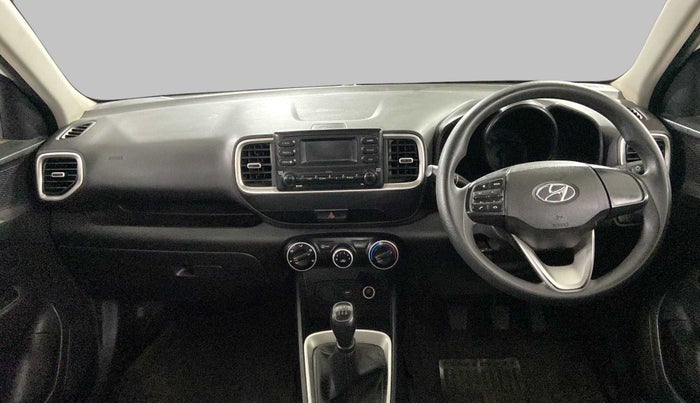 2020 Hyundai VENUE S 1.2, Petrol, Manual, 27,058 km, Dashboard