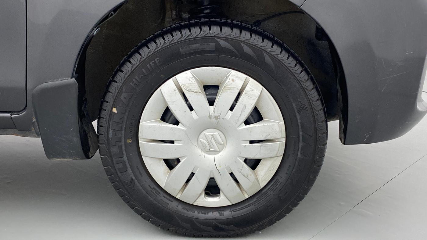 2019 Maruti Alto LXI, Petrol, Manual, 60,299 km, Right Front Wheel