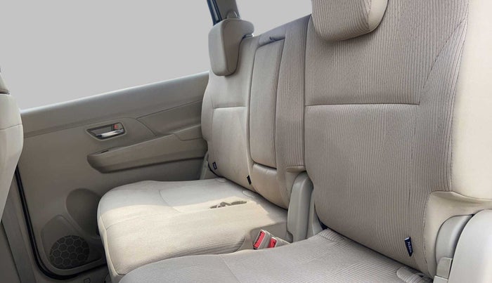 2020 Maruti Ertiga VXI AT SHVS, Petrol, Automatic, 14,777 km, Right Side Rear Door Cabin