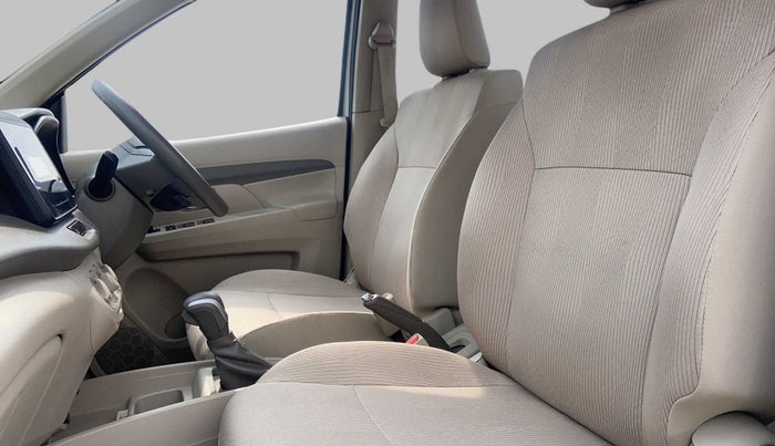 2020 Maruti Ertiga VXI AT SHVS, Petrol, Automatic, 14,777 km, Right Side Front Door Cabin