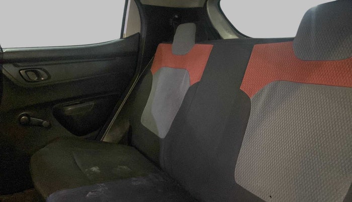 2017 Renault Kwid RXT 1.0, Petrol, Manual, 73,042 km, Right Side Rear Door Cabin