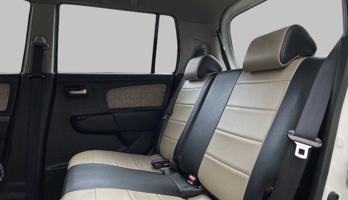 2018 Maruti Wagon R 1.0 VXI, Petrol, Manual, 30,817 km, Right Side Rear Door Cabin