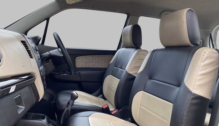 2018 Maruti Wagon R 1.0 VXI, Petrol, Manual, 30,817 km, Right Side Front Door Cabin