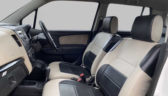 2018 Maruti Wagon R 1.0 VXI AMT, Petrol, Automatic, 37,937 km, Right Side Front Door Cabin