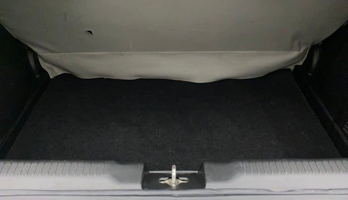 2020 Maruti Swift VXI, Petrol, Manual, 16,859 km, Boot Inside