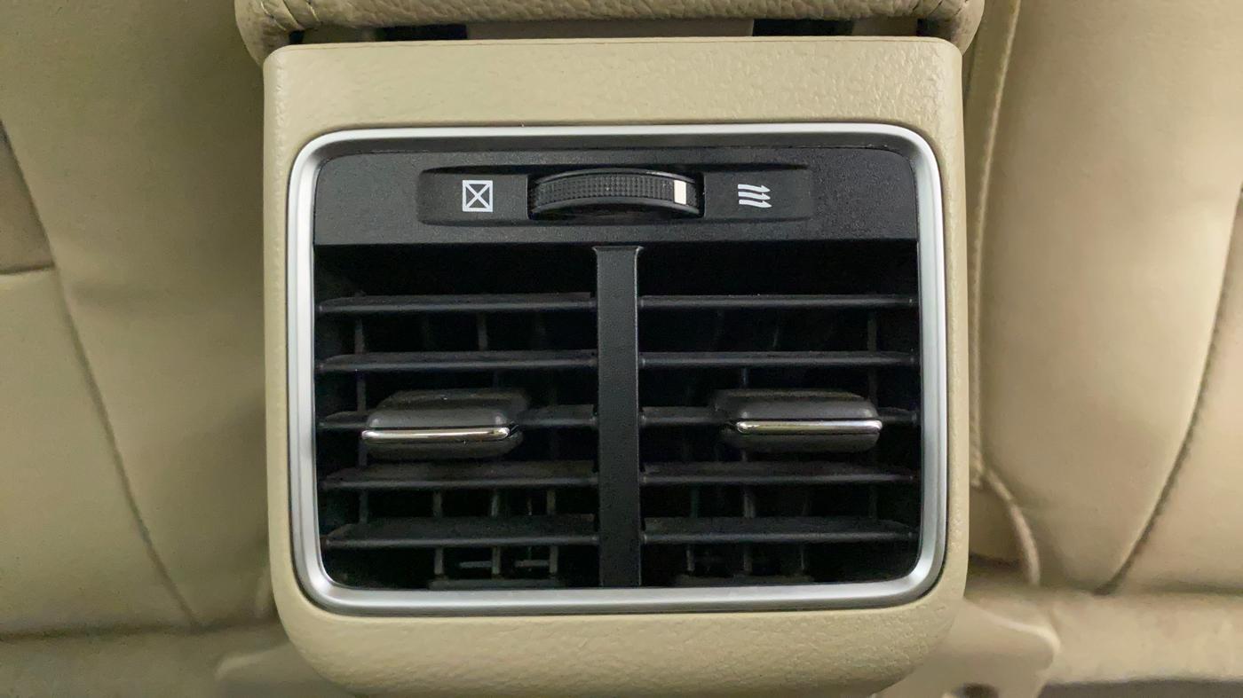 2019 Maruti Ciaz ALPHA 1.5 SHVS PETROL, Petrol, Manual, 49,126 km, Rear AC Vents