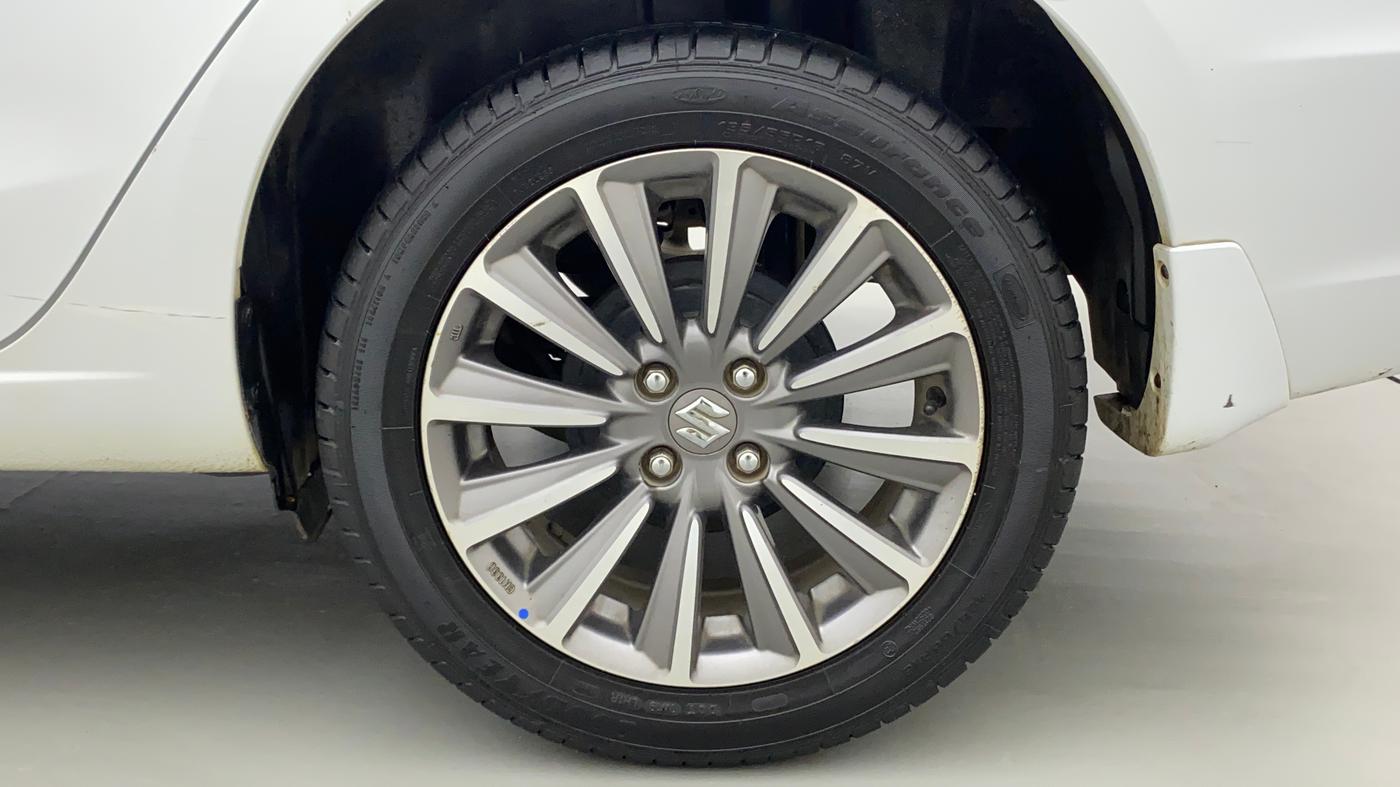 2019 Maruti Ciaz ALPHA 1.5 SHVS PETROL, Petrol, Manual, 49,126 km, Left Rear Wheel