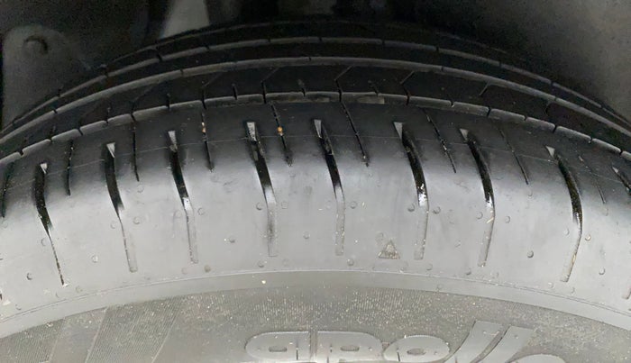 2021 Hyundai Creta E 1.5 PETROL, Petrol, Manual, 14,132 km, Right Rear Tyre Tread