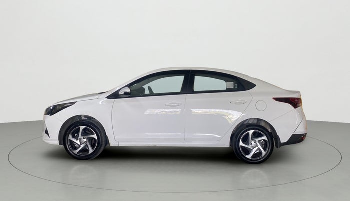 2022 Hyundai Verna S PLUS 1.5 CRDI, Diesel, Manual, 4,822 km, Left Side