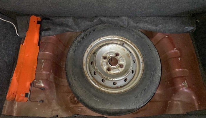 2010 Maruti Alto LXI, Petrol, Manual, 65,067 km, Dicky (Boot door) - Jack/Tool not available