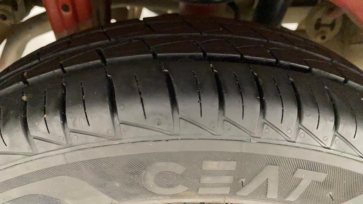 2020 Maruti Alto VXI, Petrol, Manual, 10,473 km, Right Rear Tyre Tread