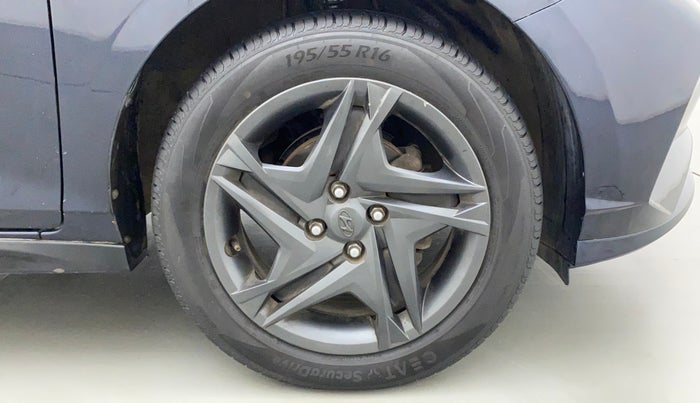 2021 Hyundai NEW I20 SPORTZ 1.2 MT, Petrol, Manual, 74,166 km, Right Front Wheel