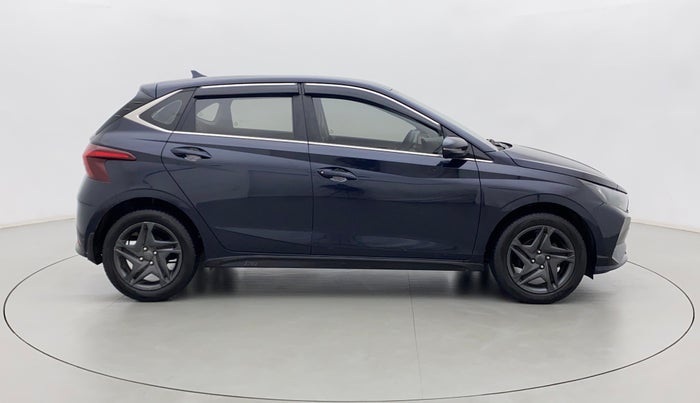 2021 Hyundai NEW I20 SPORTZ 1.2 MT, Petrol, Manual, 74,166 km, Right Side View