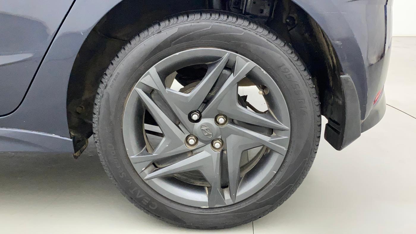 2021 Hyundai NEW I20 SPORTZ 1.2 MT, Petrol, Manual, 74,166 km, Left Rear Wheel