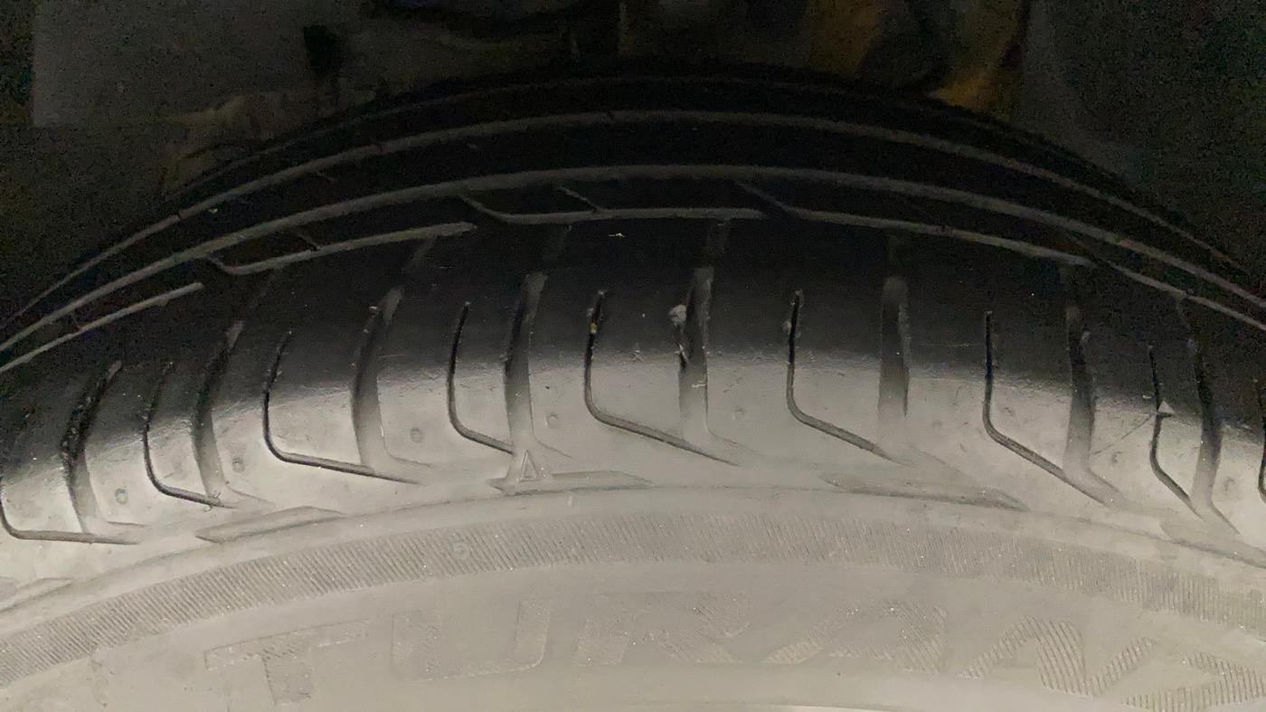 2020 Tata NEXON XZA PLUS PETROL, Petrol, Automatic, 43,057 km, Left Front Tyre Tread