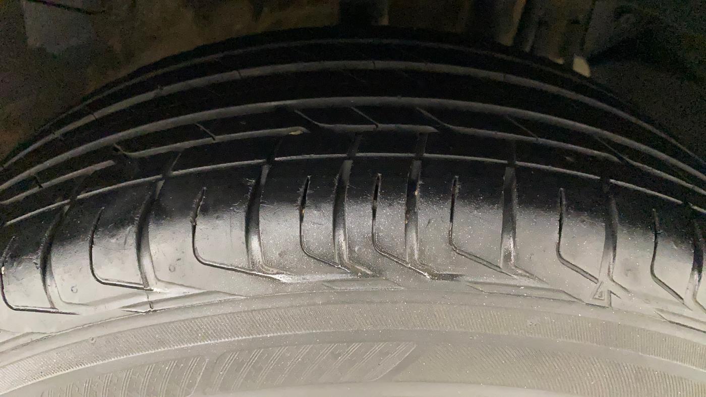 2020 Tata NEXON XZA PLUS PETROL, Petrol, Automatic, 43,057 km, Left Rear Tyre Tread