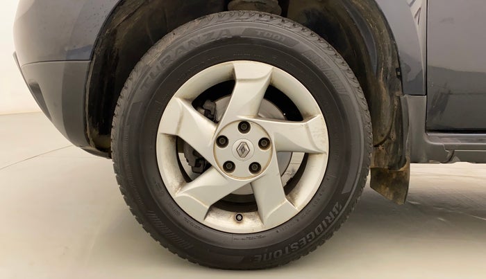 2015 Renault Duster 85 PS RXL PLUS DIESEL, Diesel, Manual, 93,514 km, Left Front Wheel