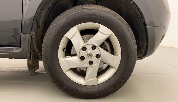 2015 Renault Duster 85 PS RXL PLUS DIESEL, Diesel, Manual, 93,514 km, Right Front Wheel