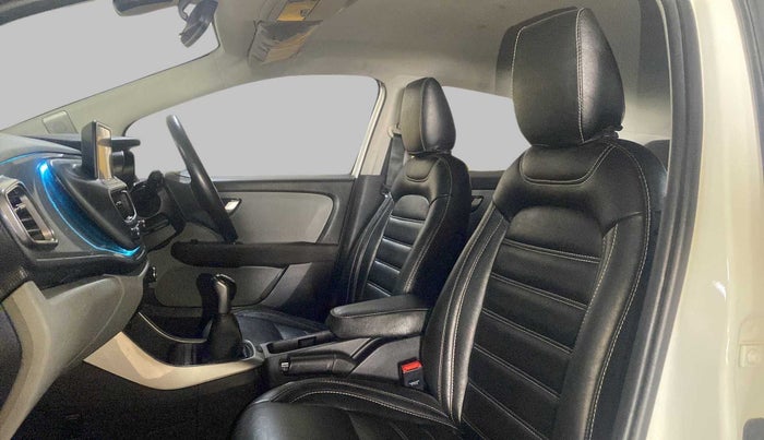 2020 Tata ALTROZ XZ PETROL, Petrol, Manual, 47,552 km, Right Side Front Door Cabin